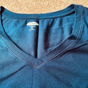 NWOT - Nice Navy Blue V-Neck T-shirt Size 1x